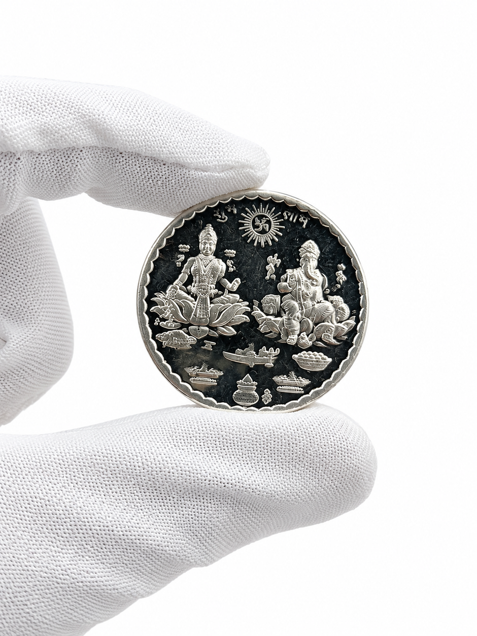 999 fine silver coin featuring Jaipur Hawa Mahal architecture and Hindu deity designs by Bhavmayi