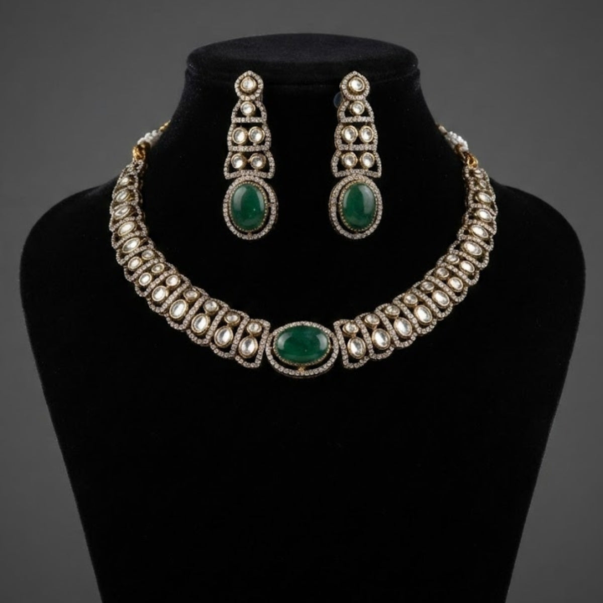 Bhavmayi Royal Emerald & Polki Style Heritage Necklace Set