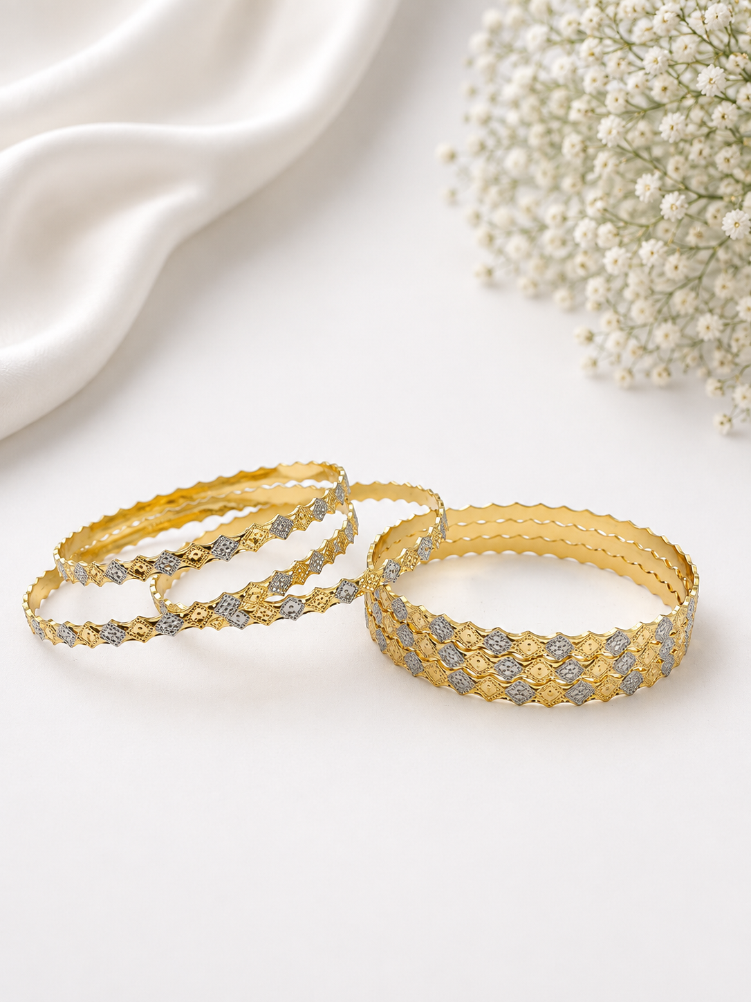 Bhavmayi Floral Luxe Dual-Tone Bangles