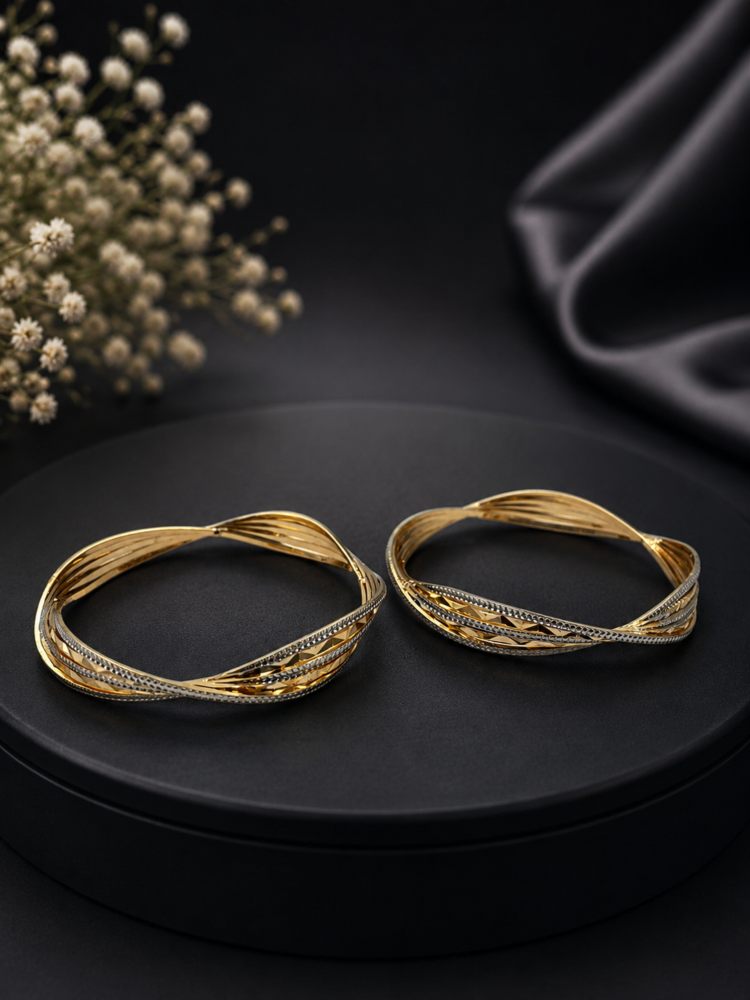 Bhavmayi Royal Wave Dual-Tone Bangles