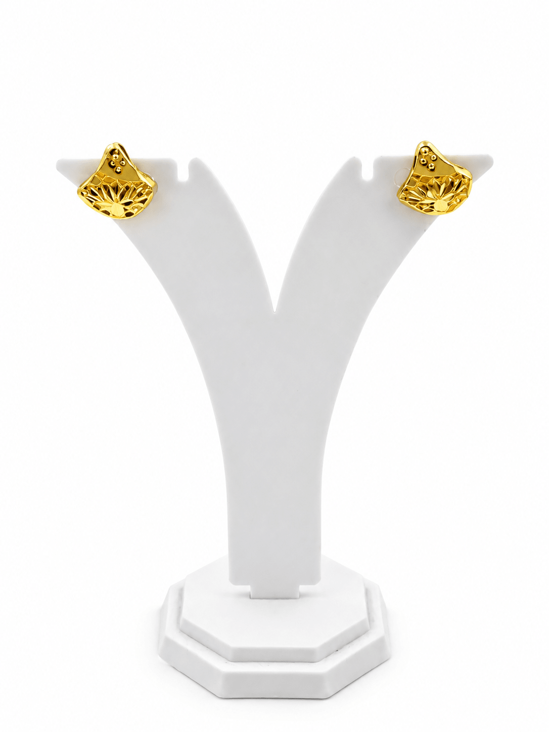 Bhavmayi Golden Floral Teardrop Necklace & Earrings Set - bhavmayi
