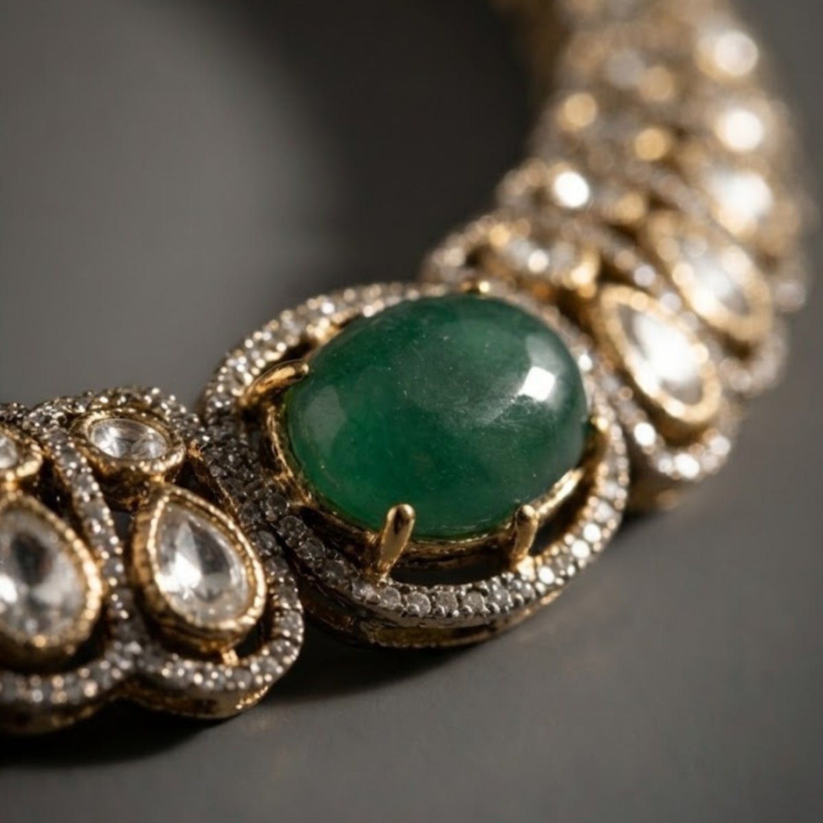 Bhavmayi Royal Emerald & Polki Style Heritage Necklace Set - bhavmayi